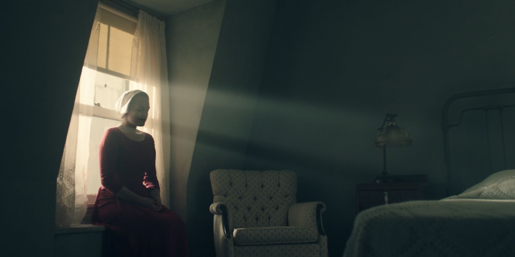New Handmaid's Tale Trailer Shows Offred's Fight For Survival