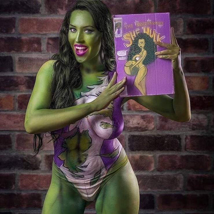 15 Insane Hulk And She-Hulk Cosplays Ever. 20 BrigitteBerlin ScandalousSheHulk