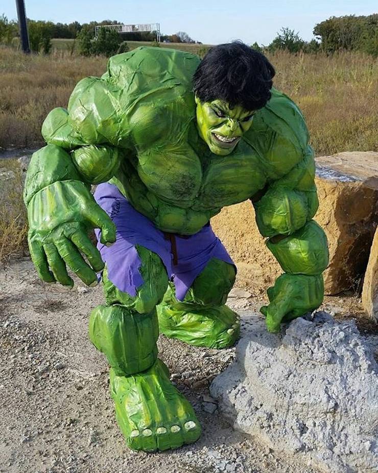 15 Insane Hulk And She-Hulk Cosplays Ever. 19 LawrenceGrech HulkSmash 2