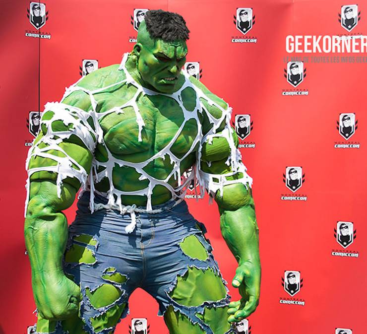 15 Insane Hulk And She-Hulk Cosplays Ever. 25 Salomon 8FootHulk