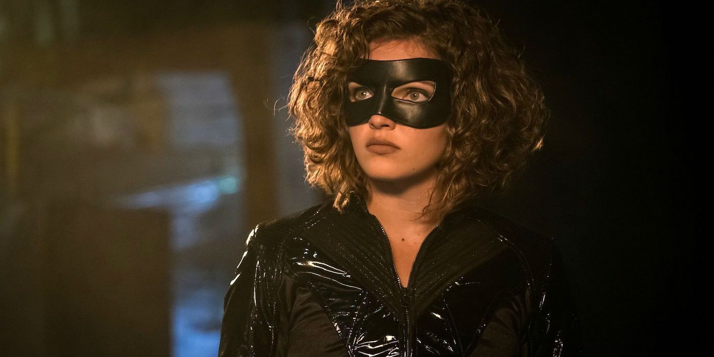Gotham: First Official Look at Lili Simmons as Catwoman Revealed