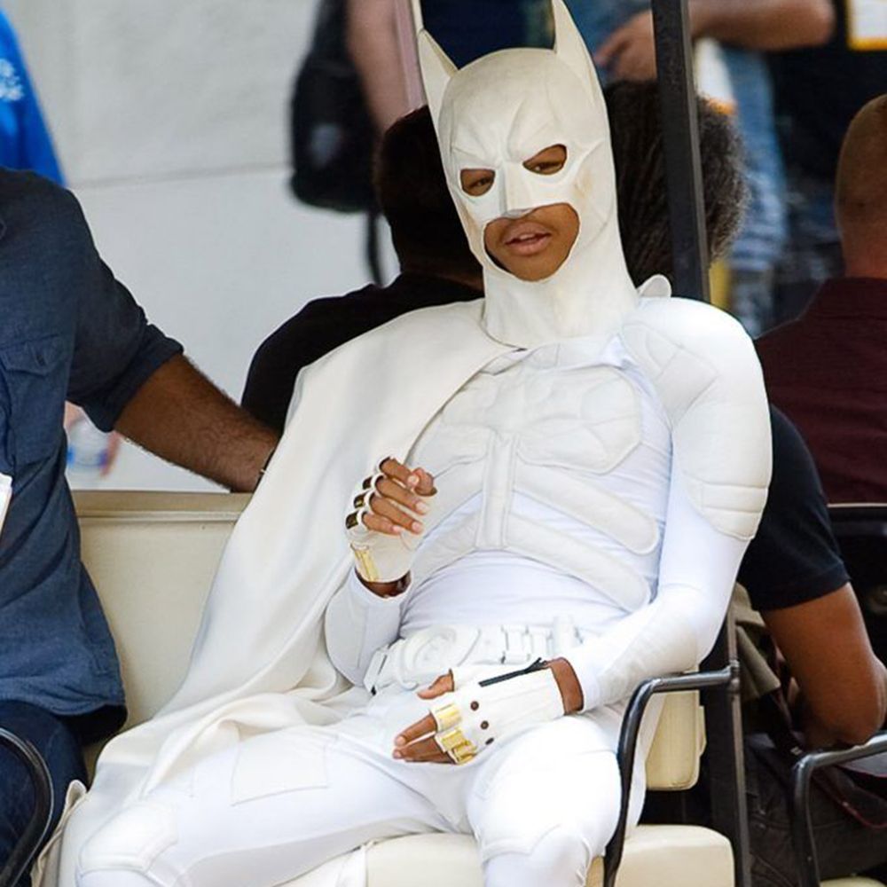 20 Crazy Redesigns Of These Actors As Batman Cbr
