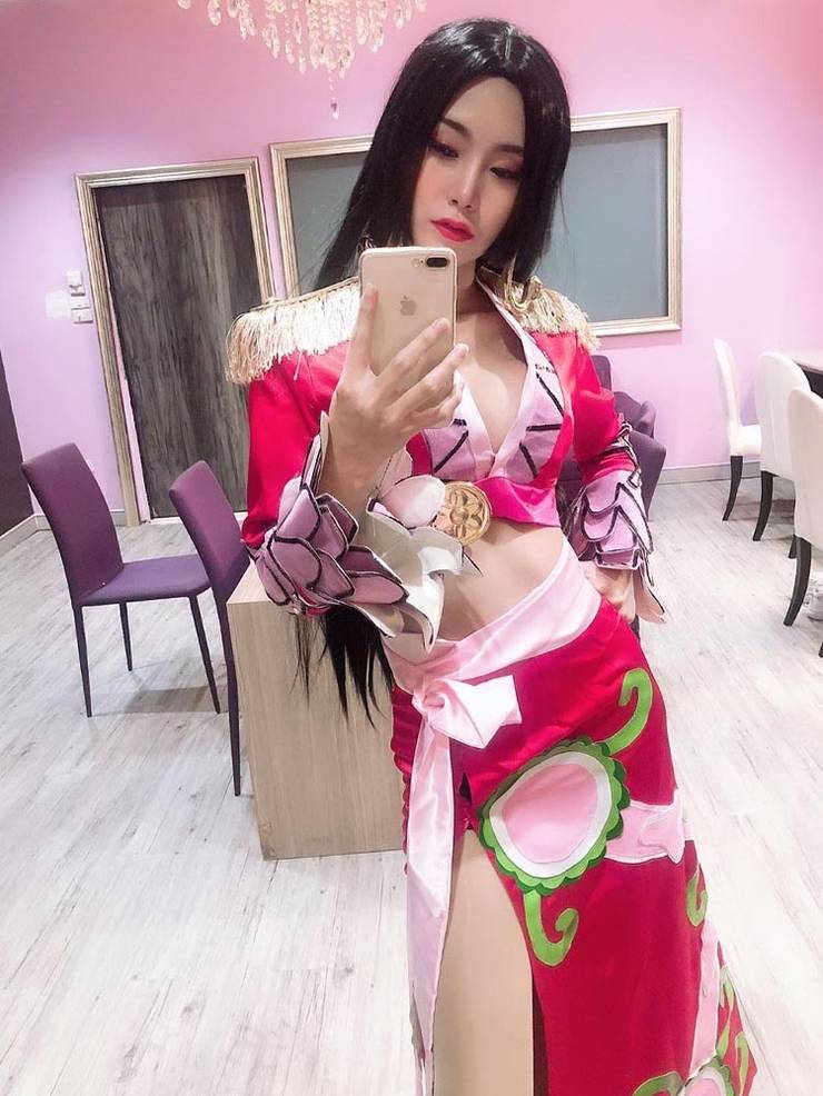10 Best One Piece Cosplays That Look Exactly Like The Characters 10 Best One Piece Cosplays That Look Exactly Like The Characters