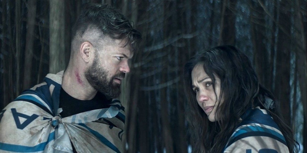 The Expanse Amos and Clarissa Escape to Luna CBR