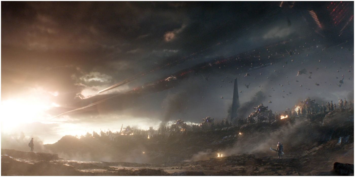 thanosarmyalonecapmcu.jpg?q=50&fit=crop&w=737&h=368&dpr=1